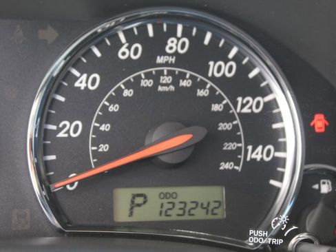 Used 2013 Toyota Corolla S image 19