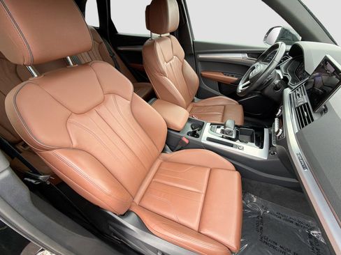 Used 2025 Audi Q5 2.0T Premium image 15