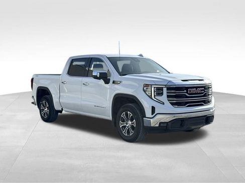 Used 2025 GMC Sierra 1500 SLT image 7