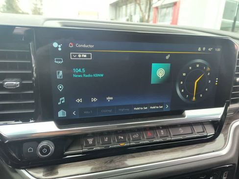 Used 2025 Chevrolet Silverado 3500 LTZ w/ LTZ Plus Package image 16