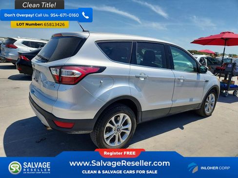 Used 2017 Ford Escape SE FWD image 4