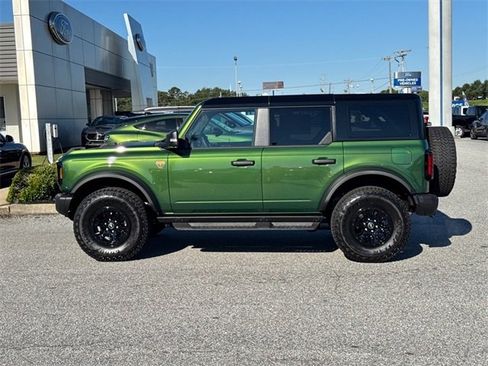 New 2025 Ford Bronco Badlands image 6