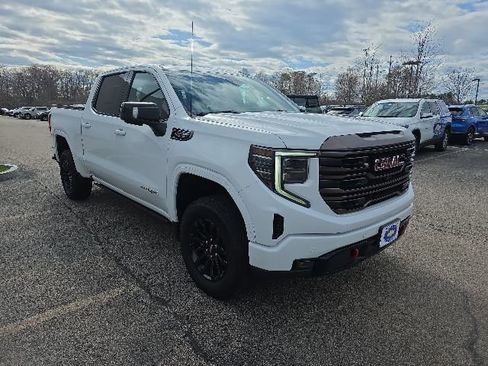 Used 2022 GMC Sierra 1500 AT4X AWD/4WD image 7