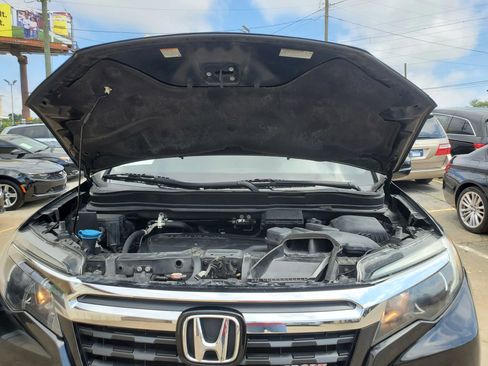 Used 2018 Honda Ridgeline Sport image 43