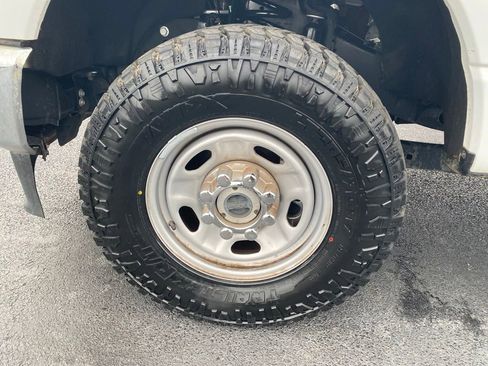 Used 2024 Ford F350 XL w/ FX4 Off-Road Package AWD/4WD image 39