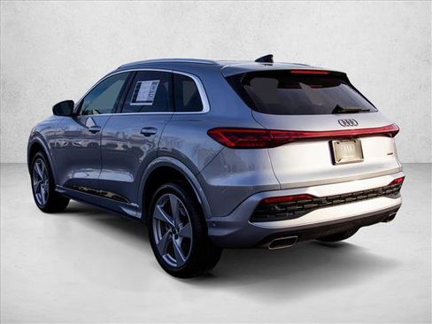 Certified 2025 Audi Q5 Premium Plus w/ Premium Plus image 7