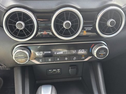 Used 2021 Nissan Sentra SV image 18