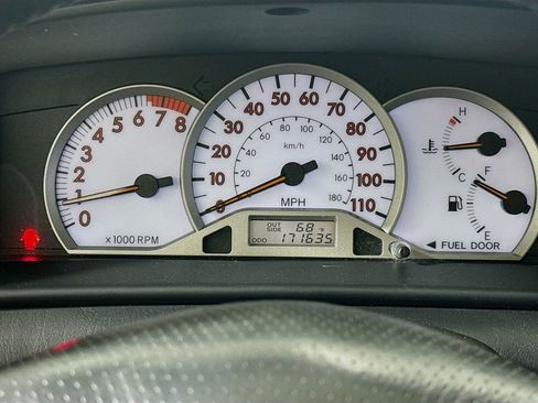 Used 2005 Toyota Corolla S FWD image 12
