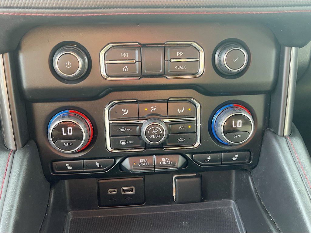 Used 2021 Chevrolet Tahoe RST RWD image 15