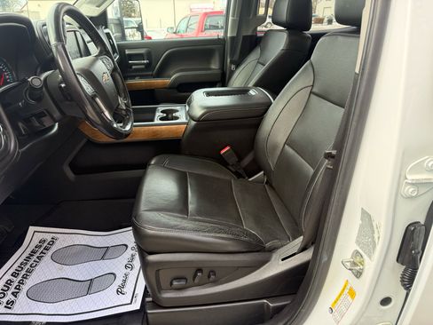 Used 2019 Chevrolet Silverado 3500 LTZ w/ Duramax Plus Package image 14