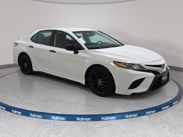 Used 2020 Toyota Camry SE AWD/4WD image 4