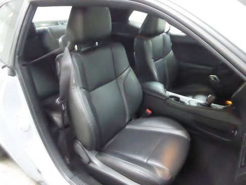 Used 2022 Dodge Challenger SXT w/ Plus Package AWD/4WD image 25