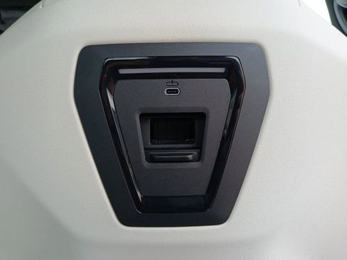 New 2026 BMW 530i image 15