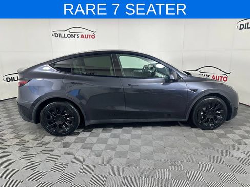 Used 2025 Tesla Model Y Long Range AWD/4WD image 11