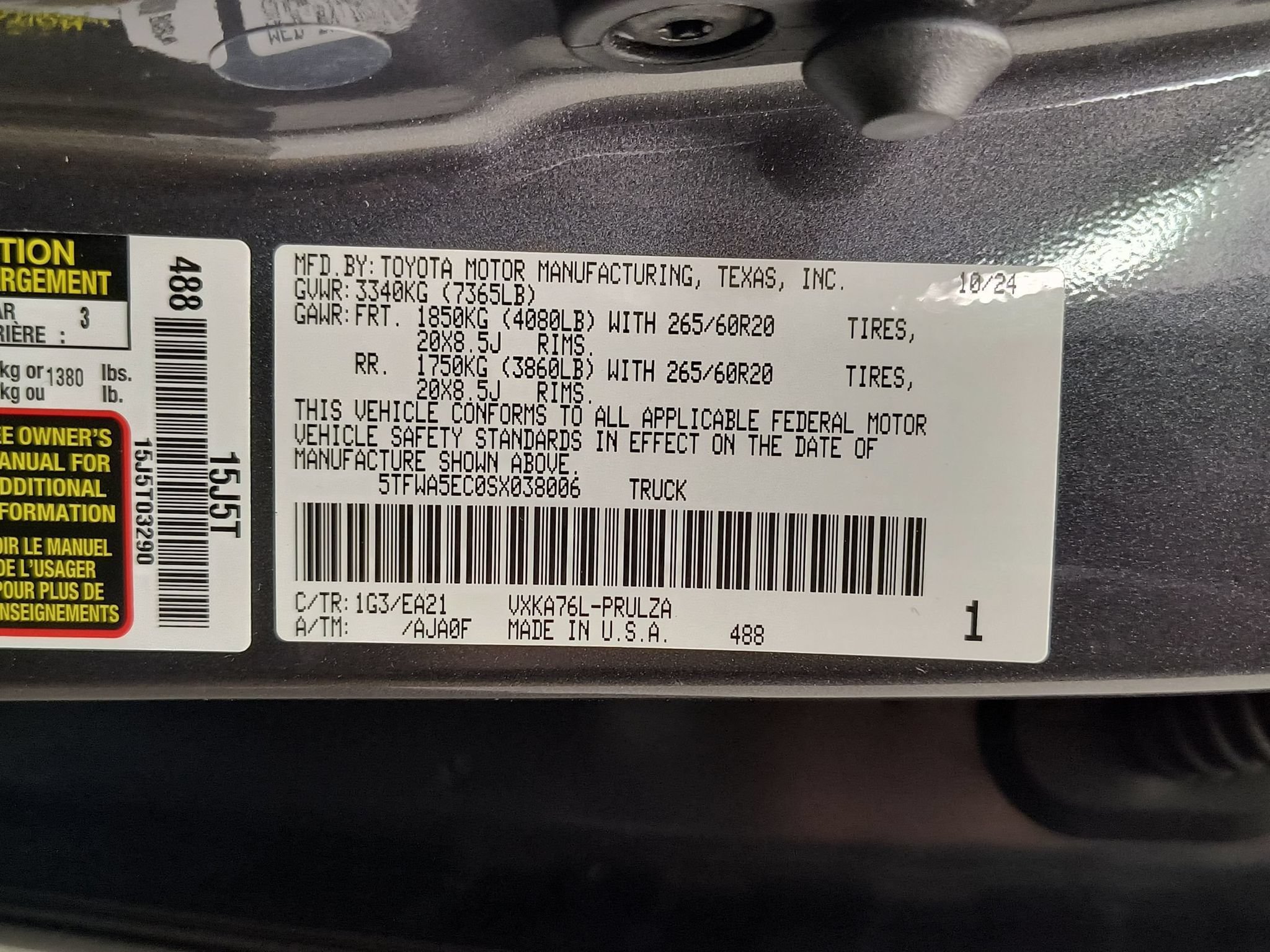 Used 2025 Toyota Tundra Limited w/ TRD Off-Road Package AWD/4WD image 25
