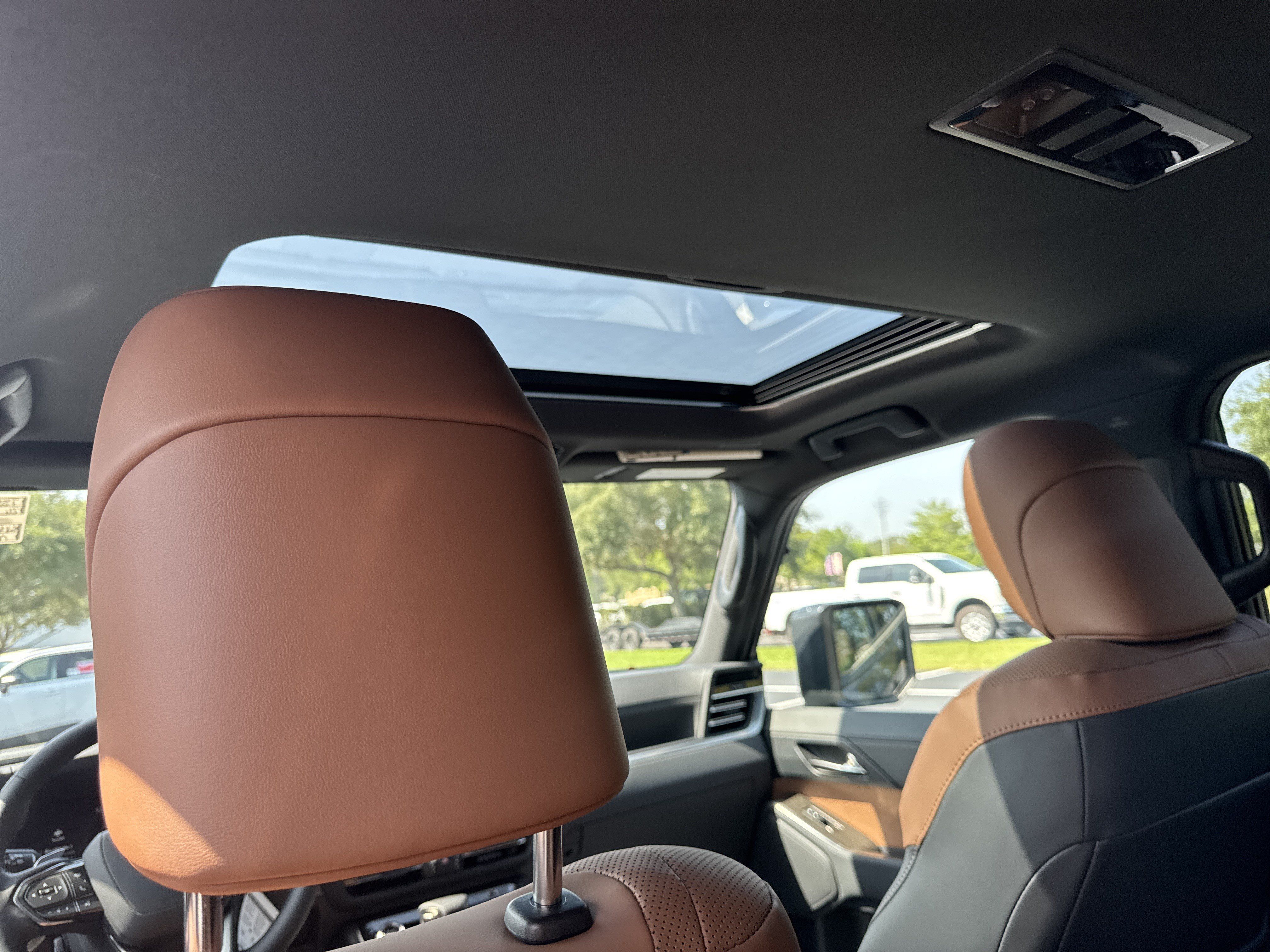 Used 2026 Lexus GX 550 w/ Cold Area Package AWD/4WD image 27