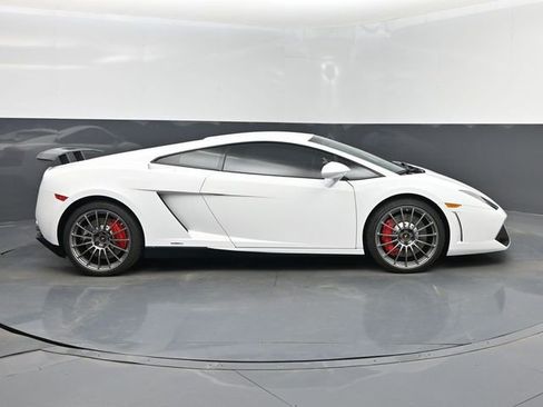 Used 2014 Lamborghini Gallardo LP 550-2 image 2