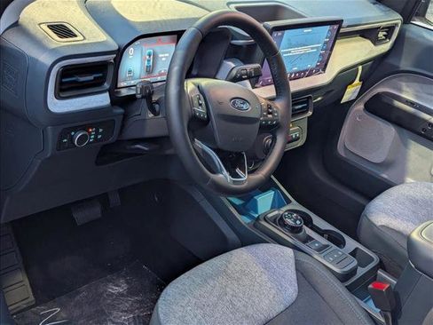 New 2025 Ford Maverick XLT w/ XLT Luxury Package AWD/4WD image 3