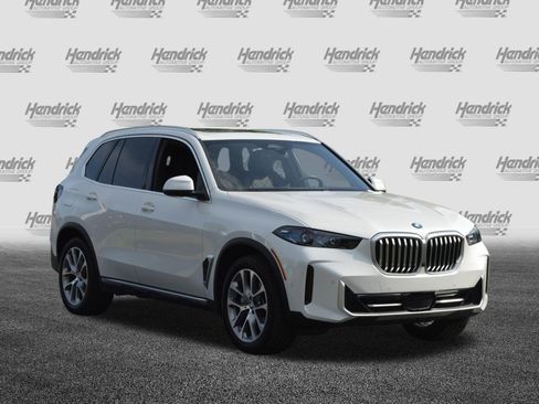 Certified 2025 BMW X5 xDrive40i AWD/4WD image 5