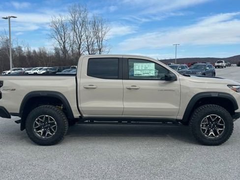 New 2026 Chevrolet Colorado ZR2 AWD/4WD image 2