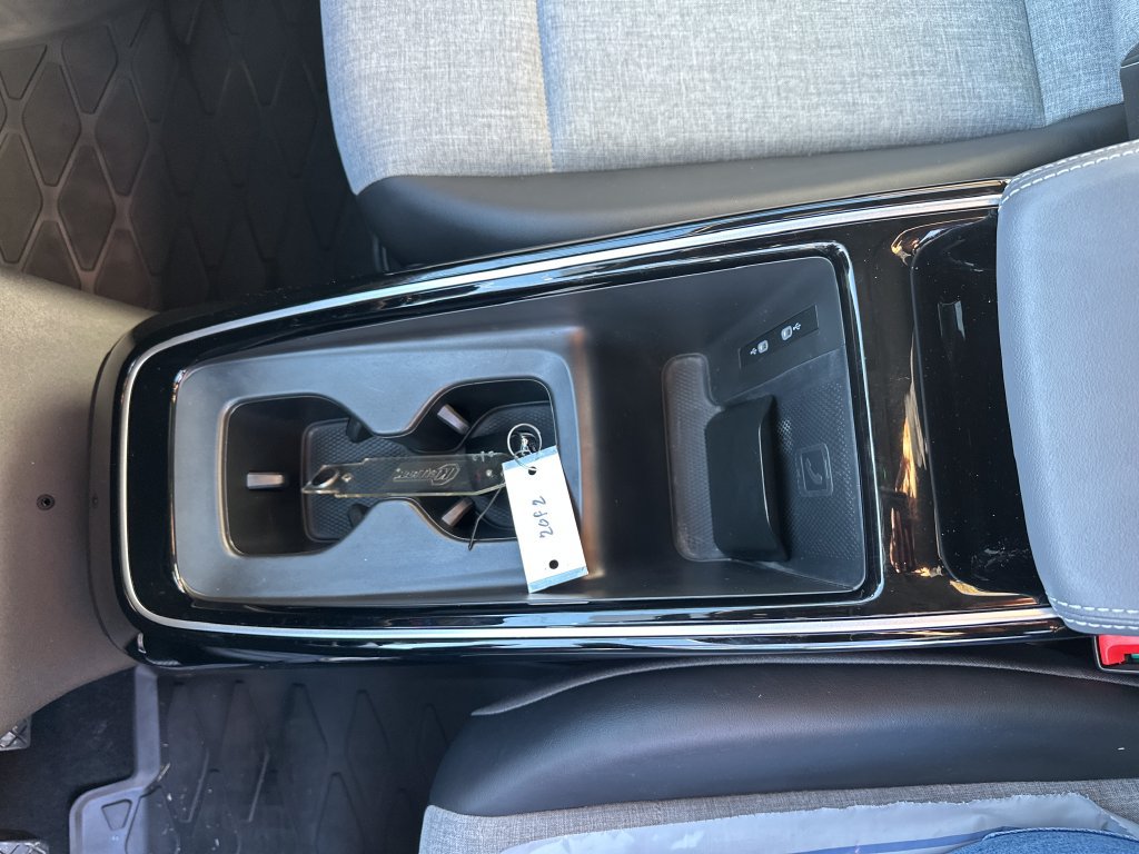 Used 2023 Volkswagen ID.4 Pro RWD image 19