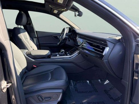 Used 2019 Audi Q8 Premium w/ Convenience Package image 29
