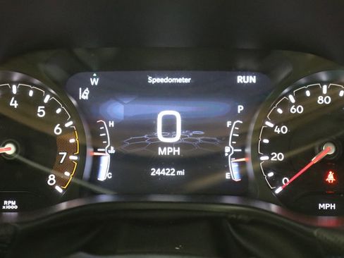 Used 2025 Jeep Compass Latitude w/ Altitude Special Edition AWD/4WD image 29