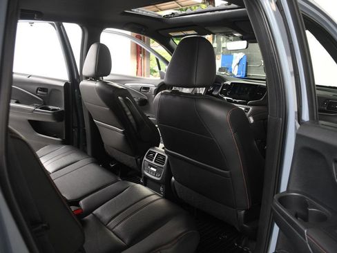 Used 2022 Honda Pilot TrailSport image 39