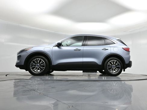 Certified 2022 Ford Escape SEL w/ Technology Package image 8