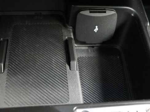 Used 2025 Ford Bronco Outer Banks image 26