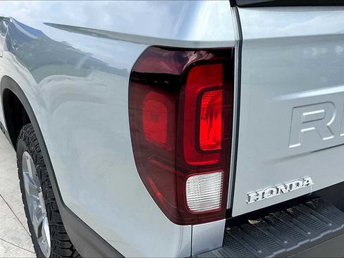 Used 2025 Honda Ridgeline TrailSport image 14