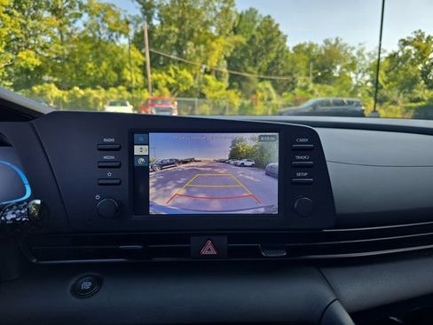 New 2026 Hyundai Elantra SEL Sport FWD image 22