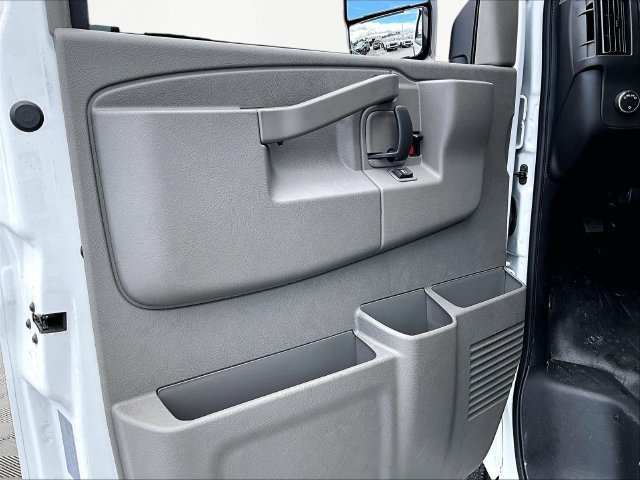 New 2025 Chevrolet Express 3500 w/ Power Convenience Package RWD image 9
