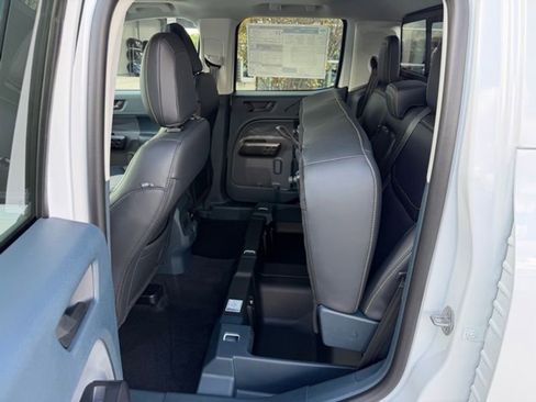New 2025 Ford Maverick Lobo image 22