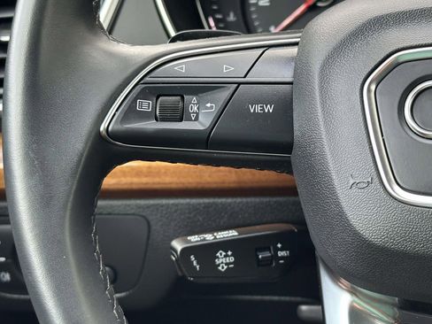Used 2023 Audi Q5 2.0T Premium w/ Convenience Package AWD/4WD image 23