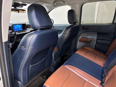 Used 2022 Ford Maverick Lariat w/ Lariat Luxury Package image 38