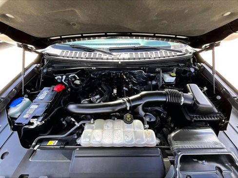 Used 2023 Lincoln Navigator Reserve image 11