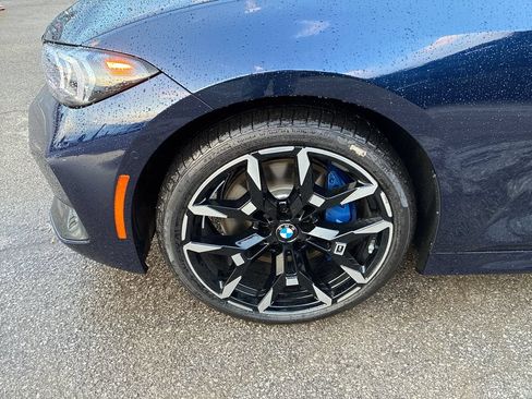 New 2026 BMW 330i xDrive Sedan w/ M Sport Package AWD/4WD image 9