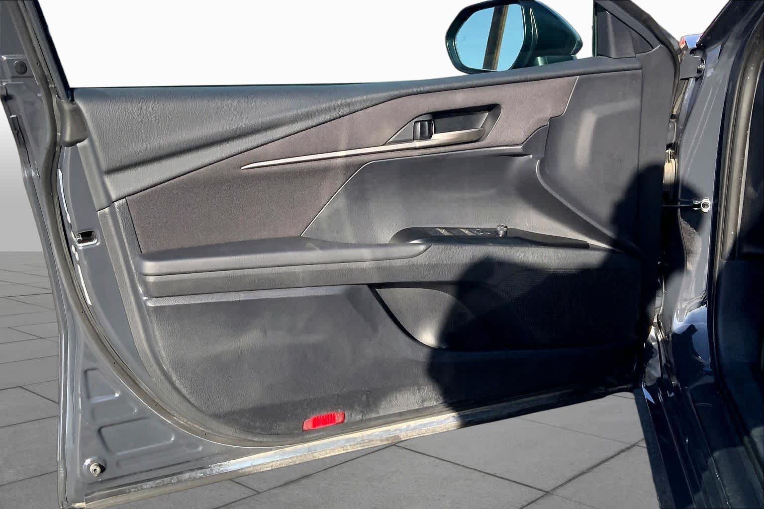 Used 2025 Toyota Camry LE FWD image 22