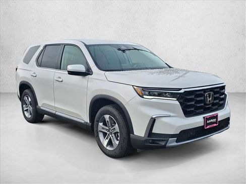 New 2025 Honda Pilot EX-L image 3