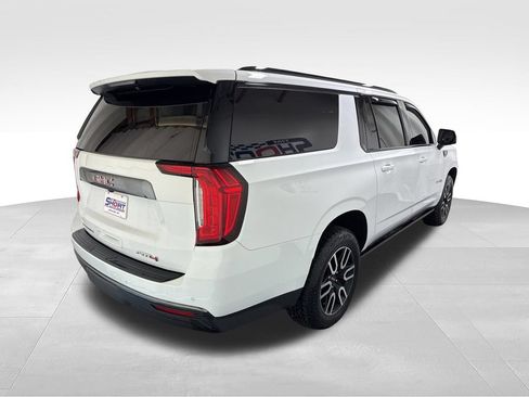 Used 2023 GMC Yukon XL AT4 w/ AT4 Premium Package AWD/4WD image 3