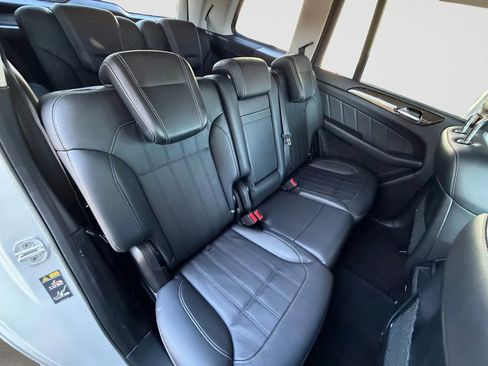 Used 2016 Mercedes-Benz GL 450 4MATIC image 17