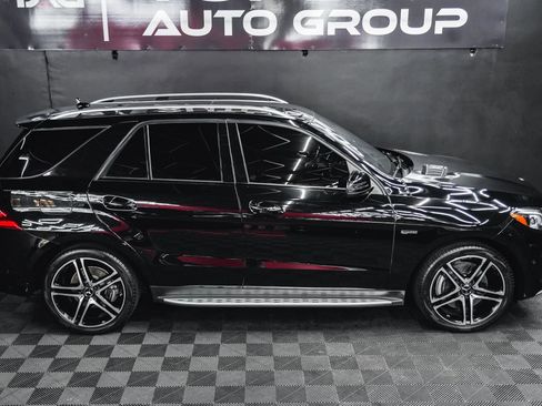 Used 2018 Mercedes-Benz GLE 43 AMG 4MATIC w/ Premium 2 Package image 20