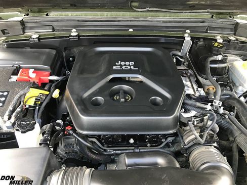 Certified 2021 Jeep Wrangler Unlimited Rubicon w/ Steel Bumper Group image 32