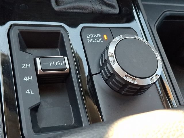 Used 2023 Toyota Tundra SR5 w/ SR5 Convenience Package AWD/4WD image 22