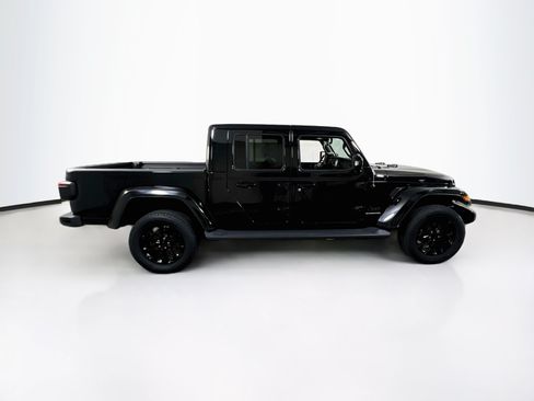 Used 2022 Jeep Gladiator Overland AWD/4WD image 4