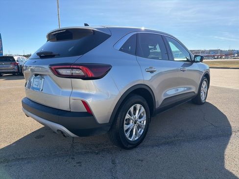 Used 2023 Ford Escape Active image 5