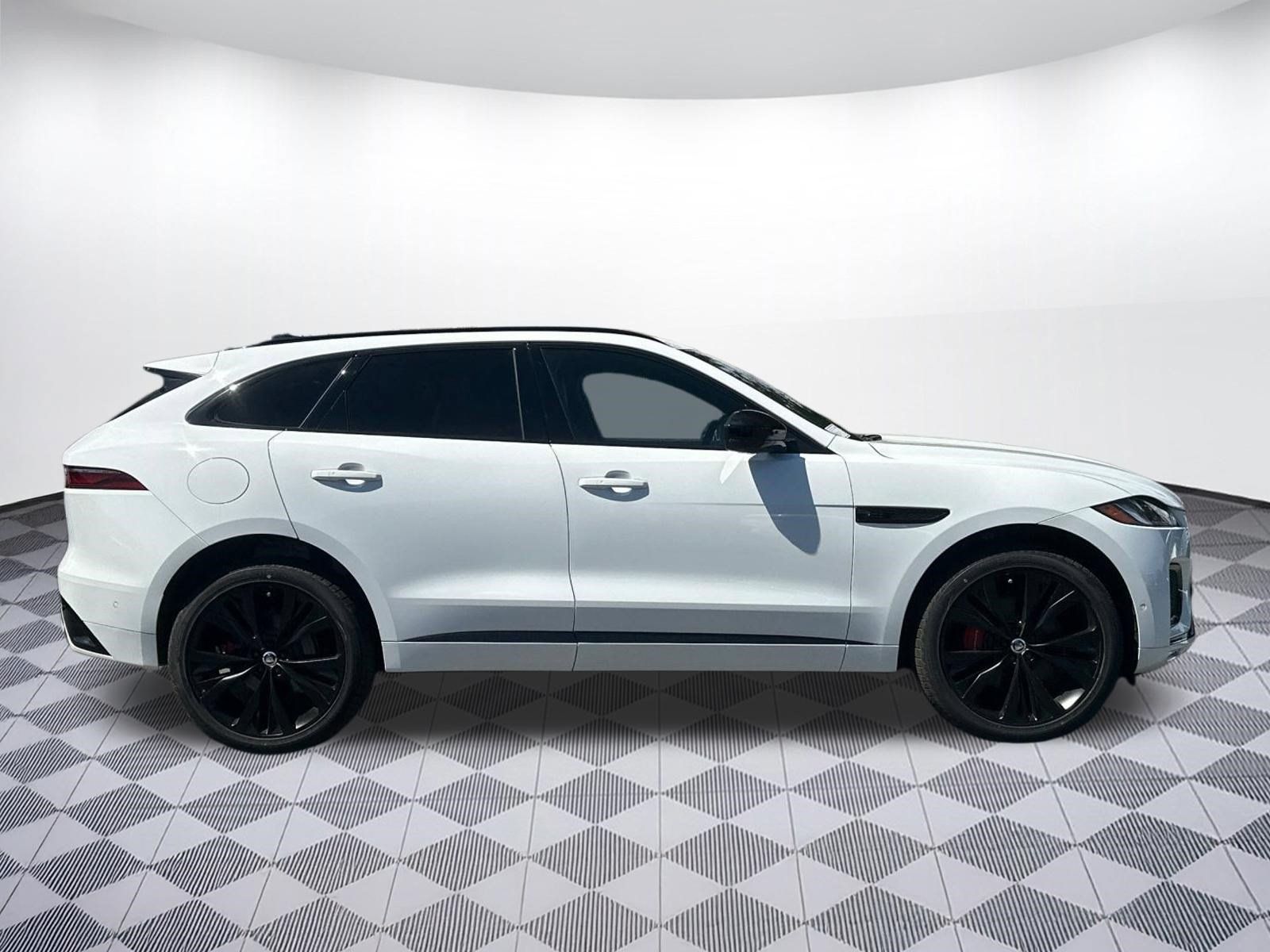 New 2026 Jaguar F-PACE R-Dynamic S AWD/4WD image 7