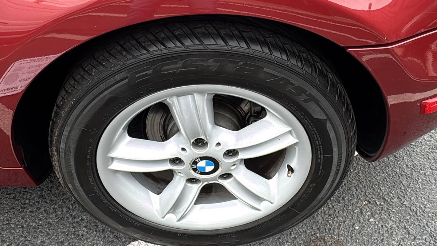 Used 2001 BMW Z3 2.5i RWD image 22