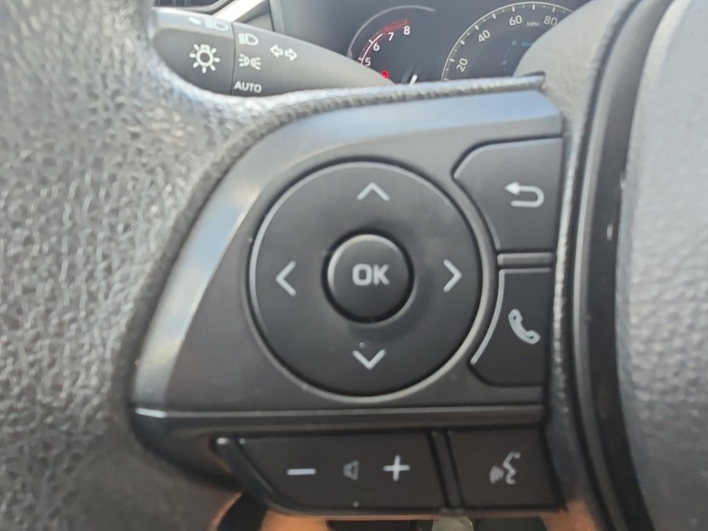 Used 2025 Toyota RAV4 XLE AWD/4WD image 30